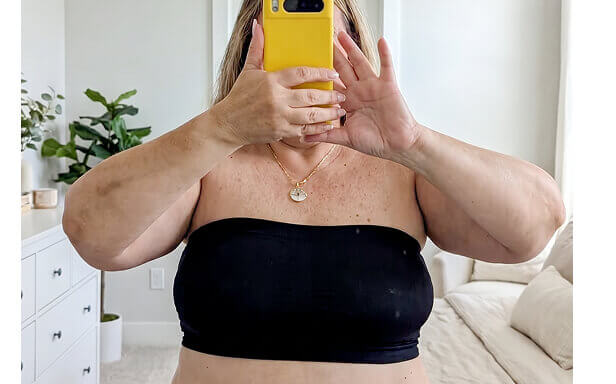 Customer wearing Shapermint strapless top