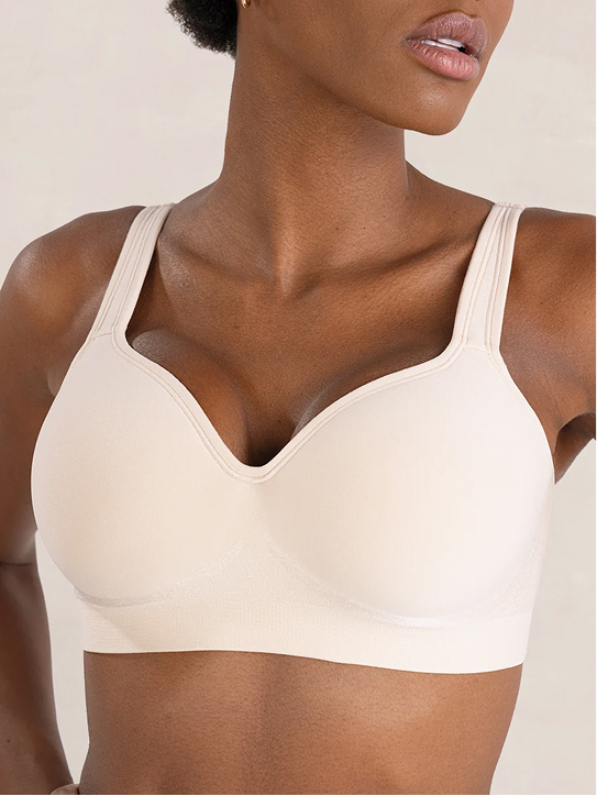 Model wearing Sweetheart Wireless Contour Bra