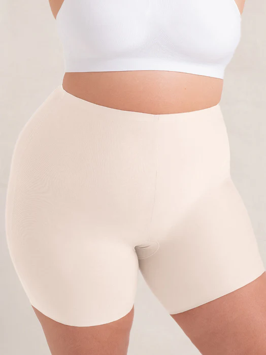 Truekind Seamless Stretch Mid-Waist Short beige