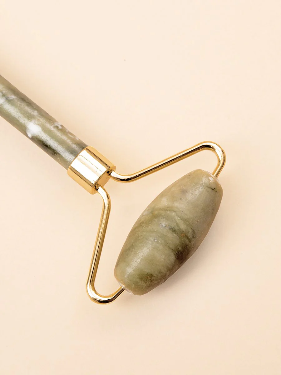 Shapermint® Jade Quartz Roller